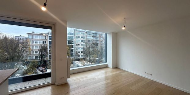 Appartement te huur in Oostende voor € 850 met 2 slaapkamers - Foto 1