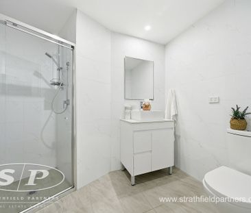 Modern Two-Bedroom Apartment in Desirable Strathfield Locale - Photo 6