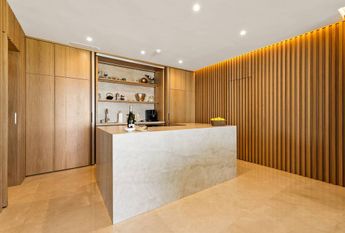 Luxury Villa for rent in Marbella Del Este, Andalusia