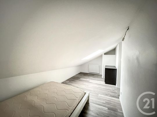 Location Appartement 1 pièce 14m² RIOM 63200 - Photo 1