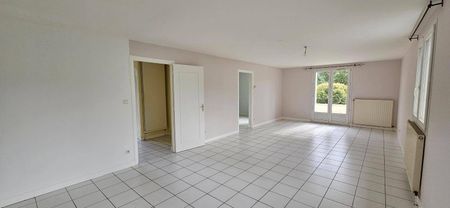 Location maison 6 pièces 111 m² à Privas (07000) - Photo 2