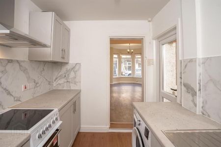 4 Victoria Avenue, Belfast, BT4 1QY - Photo 2