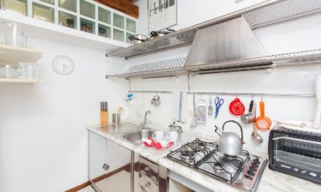 Center-Popolo: Modern, renovated 1 Bedroom, bath, kitchen. Parquet floors, bright, silent, located in beautiful villa near center, park, transport. Ref 847 - Photo 5