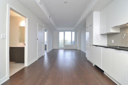 530 De Mazenod Ave #606 - Photo 2