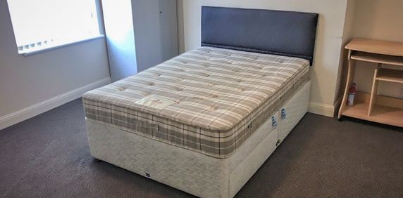 1 Bed Flat, Newstead Road, L8 - Photo 2