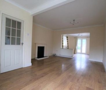 58 Snape Hill Crescent, S18 - Photo 2