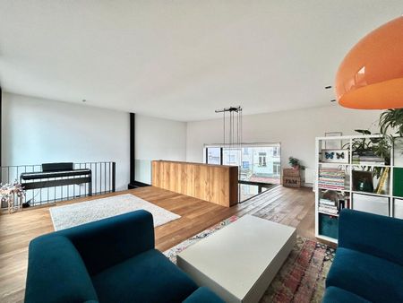 Een unieke woonst op gegeerde locatie met 4 slpk en 2 badk - Photo 2