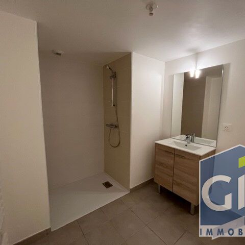 Location Appartement 3 pièces 60m² - Photo 1