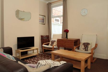 Paton Street (3 bed) - Photo 5