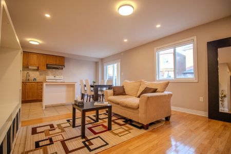 For Lease - 2 Sir Jacobs Crescent Unit# MAIN, Brampton, Ontario - Photo 2