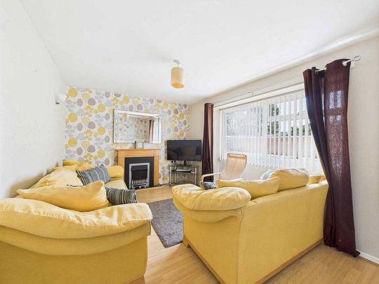 3 bedroom apartment to rent - Photo 1