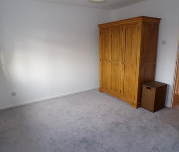 3 bedroom link detached house to rent - Photo 6