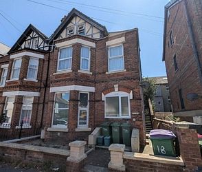 Connaught Road, Folkestone, CT20 1DA, Kent - Photo 2