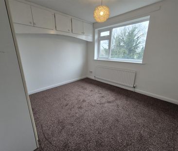 3 Bed House - semi-detached - Photo 6