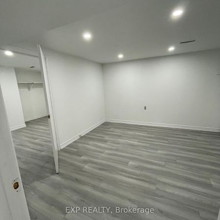 Detached Home For Lease | E8099194 - Photo 5