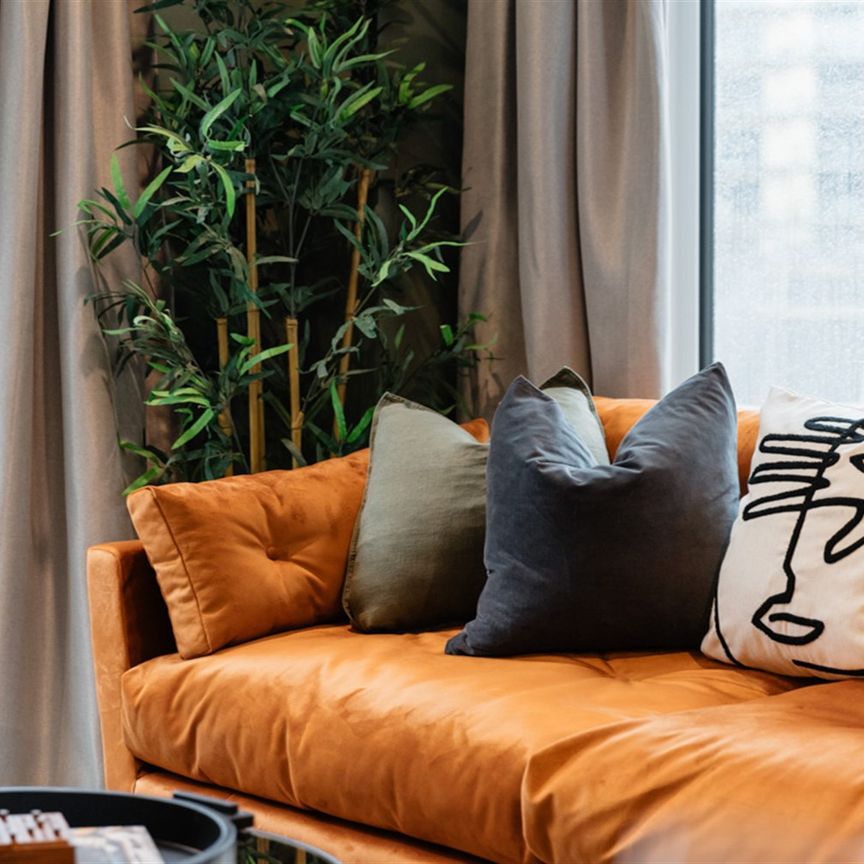 F0423 - Moda, New York Square (Leeds) - Photo 1