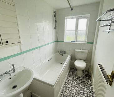 St. Bedes Drive - Photo 5