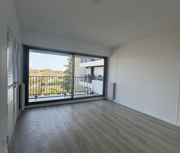 Location Appartement 2 pièces 50m² MERIGNAC 33700 - Photo 4