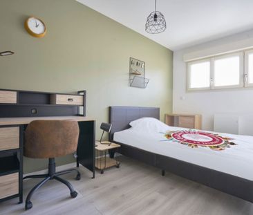 LEPAGNOL Roommate 4 Bedrooms at Reims - Photo 3