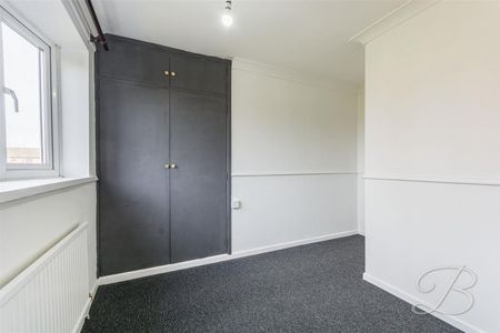 2 bedroom - Photo 2