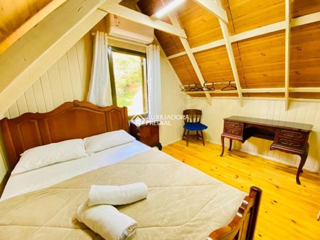 Casa com 2 quartos e 85m² para alugar em Mato Queimado, Gramado. - Foto 2