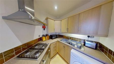 1 bedroom flat to rent - Photo 5