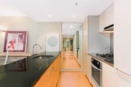 C307/2A Elizabeth Bay Road,Elizabeth Bay,New South Wales 2011, Sydney - Photo 3