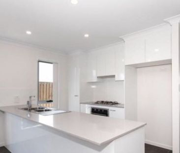 1/115 The Heights Boulevard, Pimpama QLD 4209 - House For Rent | Do... - Photo 5