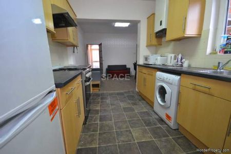 4 bedroom property to rent in Reading - Photo 4