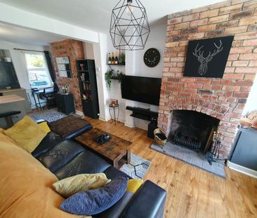 2 bedroom terraced house to rent - Photo 4