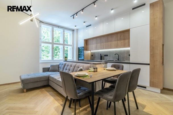 Pronájem bytu 2+kk v osobním vlastnictví 62 m², Praha 6 - Bubeneč - Photo 1