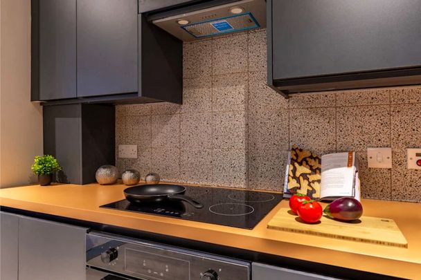 Compact Ensuite - Photo 1