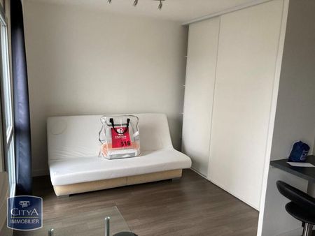 Location Appartement 1 pièce 25m² TOURS 37000 - Photo 2