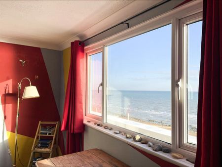 Marina, St. Leonards, TN38 0BU - Photo 4