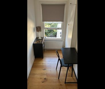 Room in a Shared Flat, Valmar Road, SE5 - Photo 4