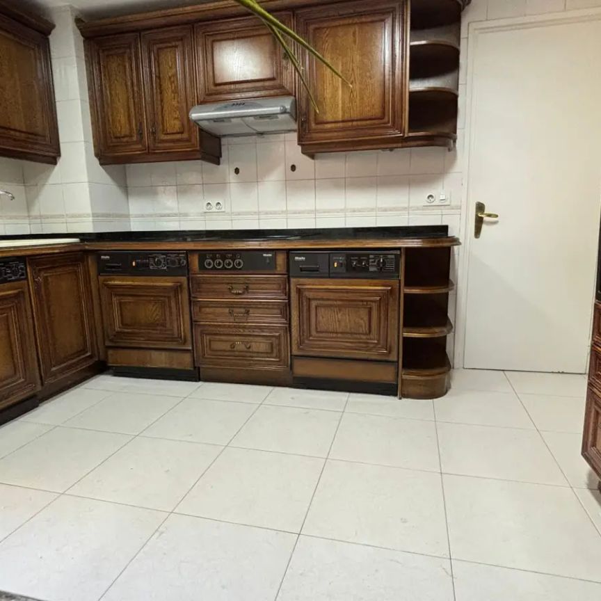 Room in a shared 9-bedroom apartment for rent in Palos de Moguer - Photo 1