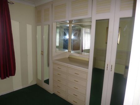 2 bedroom semi-detached house to rent - Photo 3