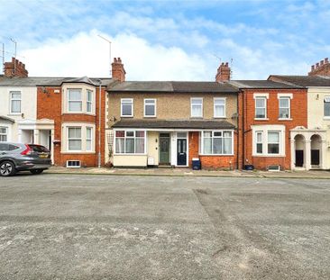 3 bedroom terraced house to rent - Photo 3