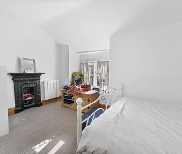 2 bedroom cottage to rent - Photo 2