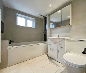 Norwich Road, NR20 3AE - Photo 4