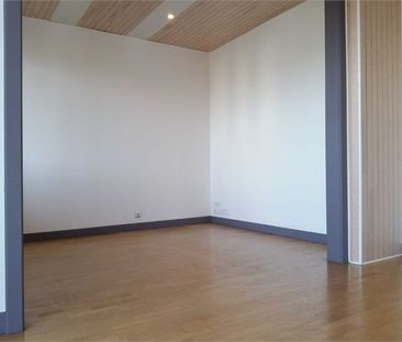 Location Appartement 5 pièces 102m² - Photo 4