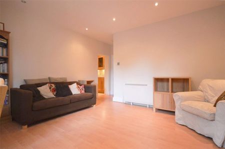 1 Bedroom Flat / Apartment - Christchurch Road, Winchester - Photo 4