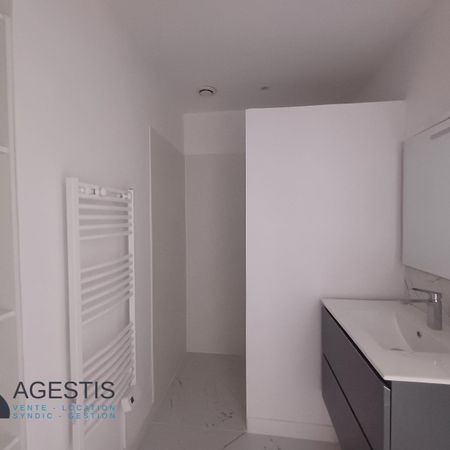 Location Appartement 2 pièces 44m² CASTRES 81100 - Photo 3