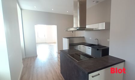 Location Appartement 3 pièces 71m² VANNES 56000 - Photo 2