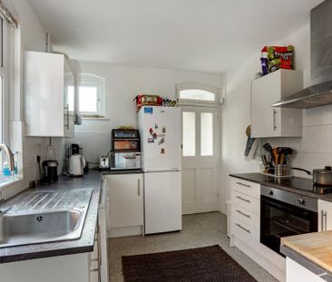 3 bedroom terraced house to rent - Photo 5