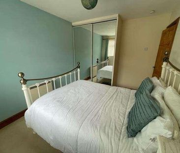 Seaview Crescent, Goodwick, SA64 - Photo 5