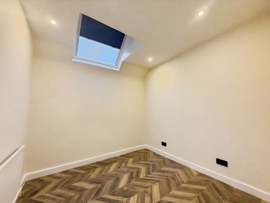 3 bedroom apartment to rent - Photo 1