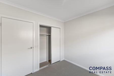 13 Buttercup Crescent, Armstrong Creek VIC 3217 - House For Rent | Domain - Photo 5