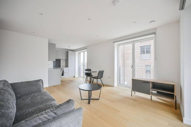 1 bedroom flat to rent - Photo 1