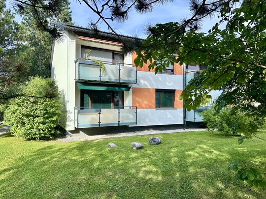 Begehrte Top Lage in der Schlühslmayrsiedlung, Steyr – 3-Zimmer-Whg. mit Balkon + Tiefgaragenplatz - Photo 1